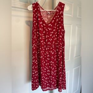 Floral Red Sleeveless Dress. Size XL.